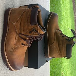 ugg boots men’s size 10